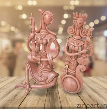 Musician couple. 
Made of fired clay.
