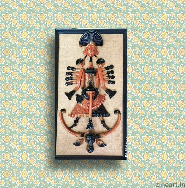 Goddese durga on Board.
Made of Thin layer of fired clay on a Jute surface( customizable).
Fire colour No chemical paint used.
contact us for any kind of customization (Size / background).